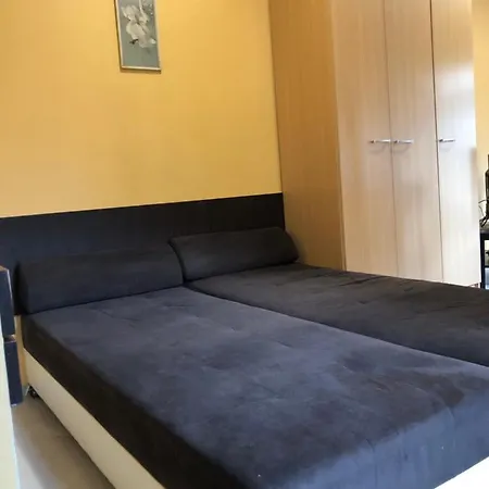 White House * Pleven